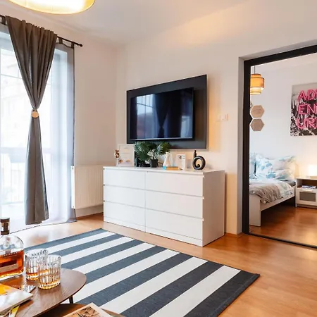 Bb21 - Centre * Eger