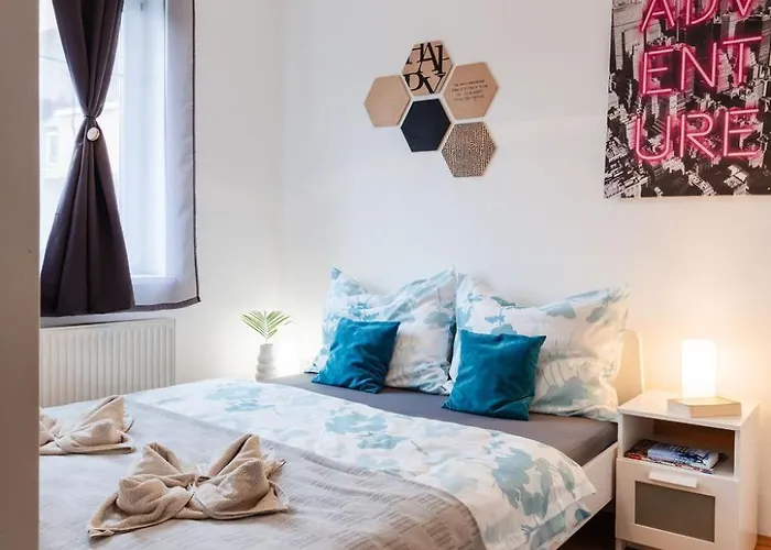 Bb21 - Centre * Eger